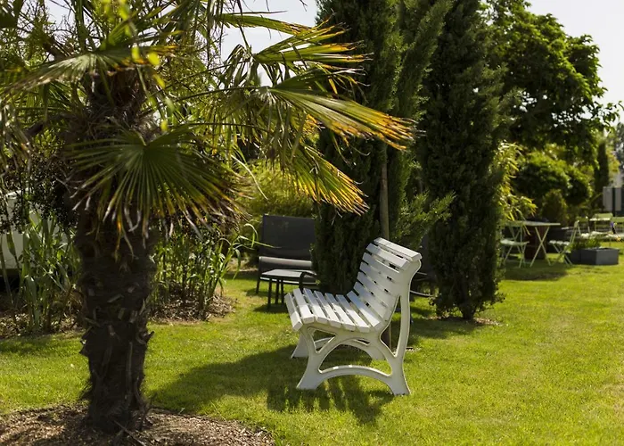 Ibis Budget Cabourg Sur Hotell 2*