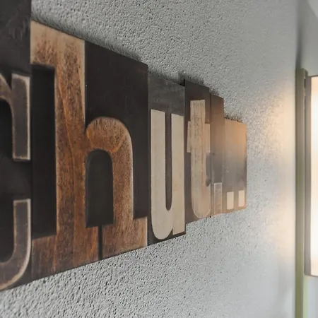 滨海迪沃宜必思快捷酒店 2*