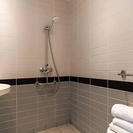 Ibis Budget Cabourg Sur Hotel 2*