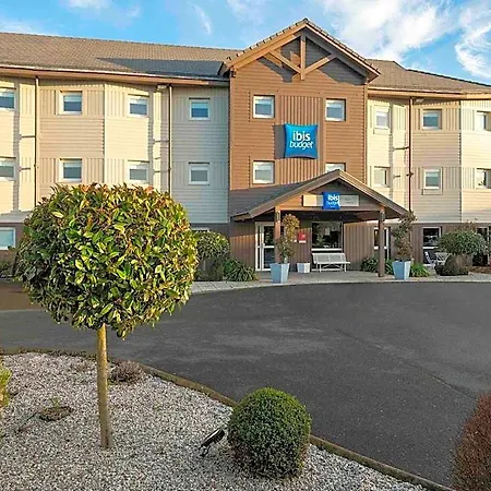 Ibis Budget Cabourg Sur 호텔