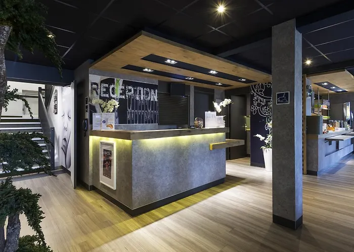 Hotel Ibis Budget Cabourg Sur 2*